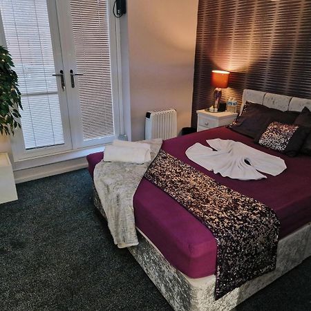 The Ivy Garden Suite (Adults Only) Handsworth Екстер'єр фото